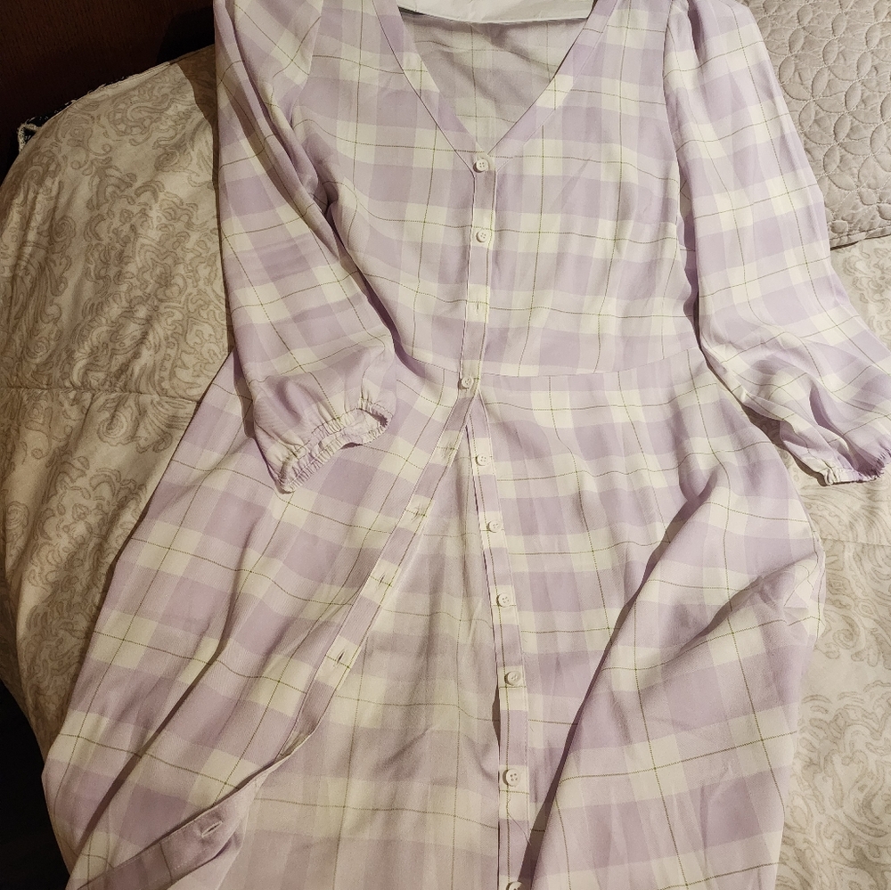 Dress - Picture 7 of 7